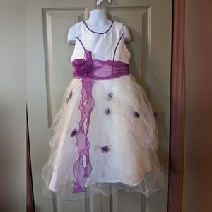 New with tags Classic Fashion Party Dress, T3G